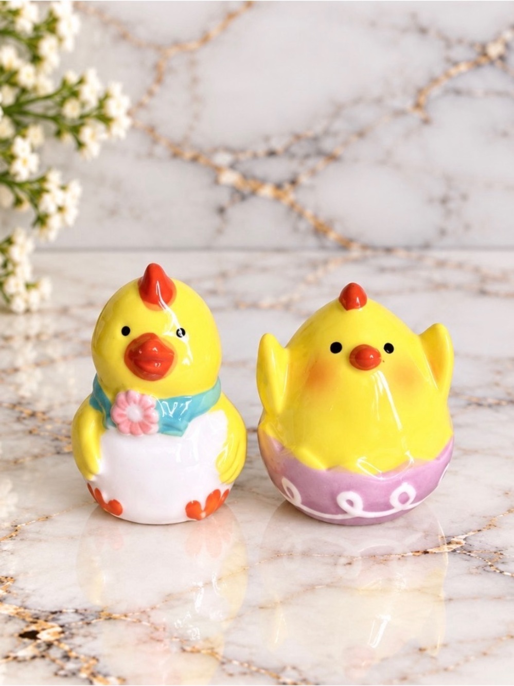 Anthropomorphic Easter Chicks salt and pepper shakers-NWOT